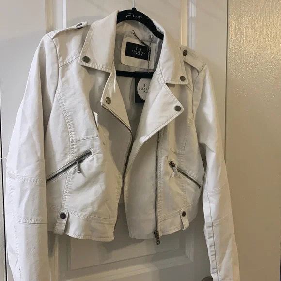 New leather jacket - Picture 1 of 1